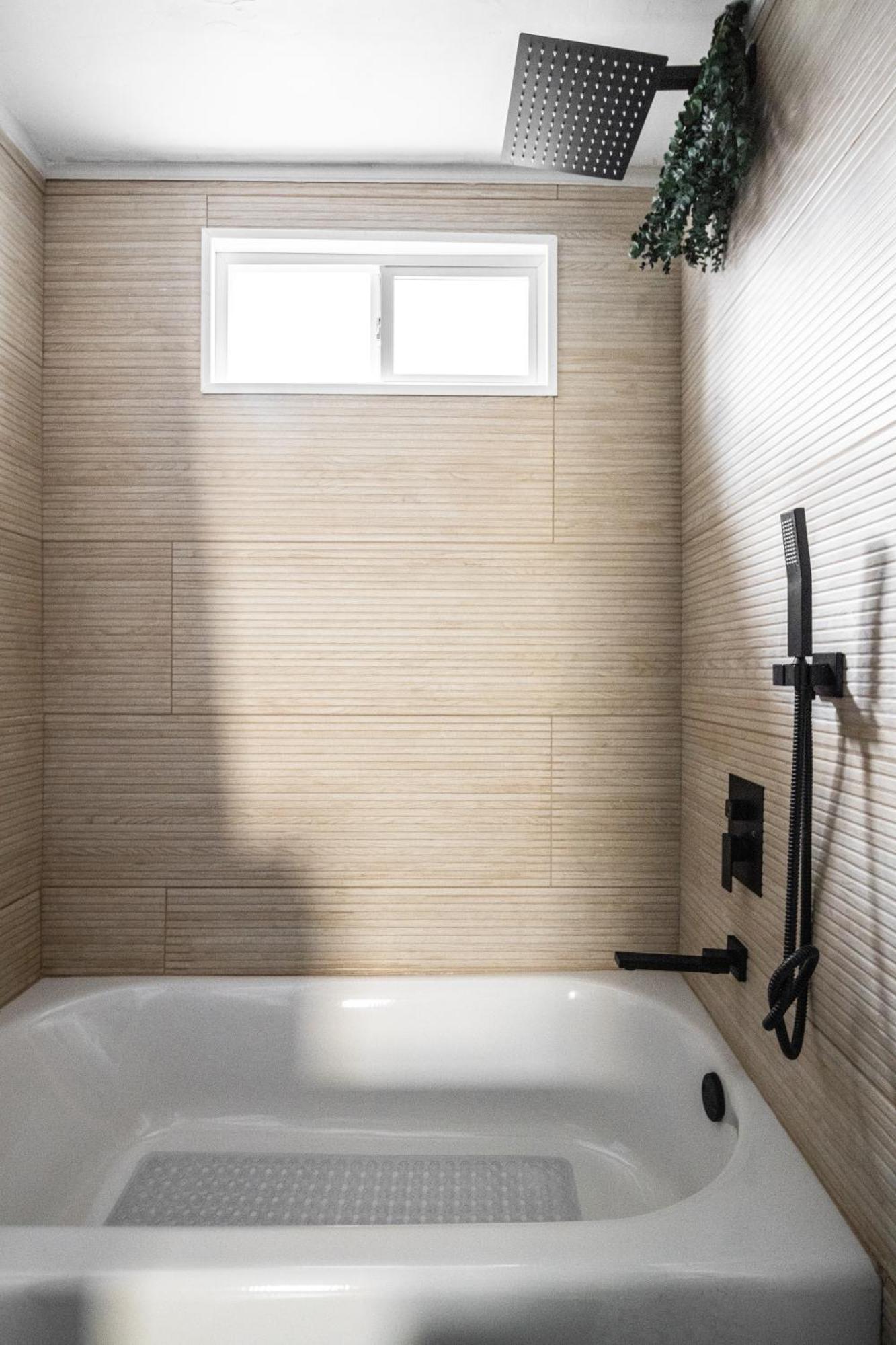 Mid-Century Modern Retreat In Little Italy Apartment Cleveland Exterior photo